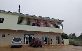 Day And Night Hotel Belmopan