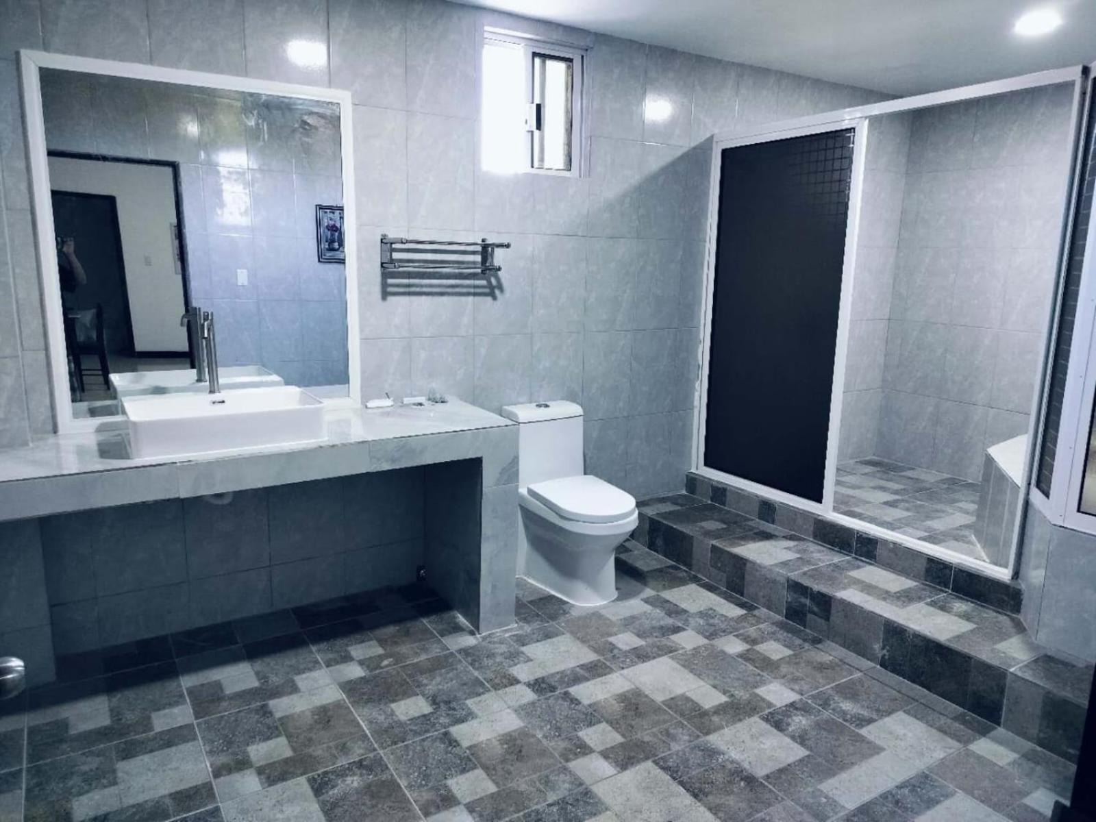 Day And Night Hotel Belmopan Exterior photo