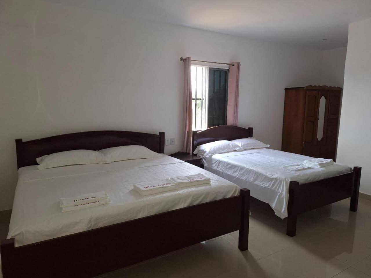 Day And Night Hotel Belmopan Exterior photo